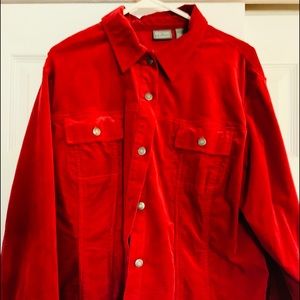 Chico’s  Red button Top size 10-14❤️Excellent